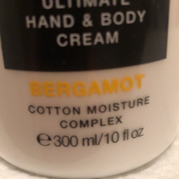 NWT Victoria’s Secret Ultimate Hand/Body Cream. Bergamot Cotton moisture complex - Picture 6 of 6